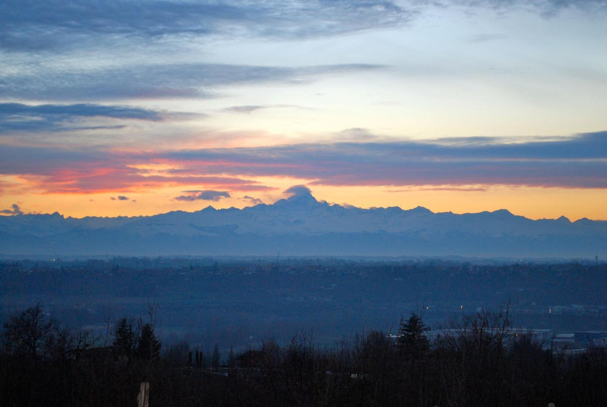 Ecolodge Langhe Кераско Экстерьер фото